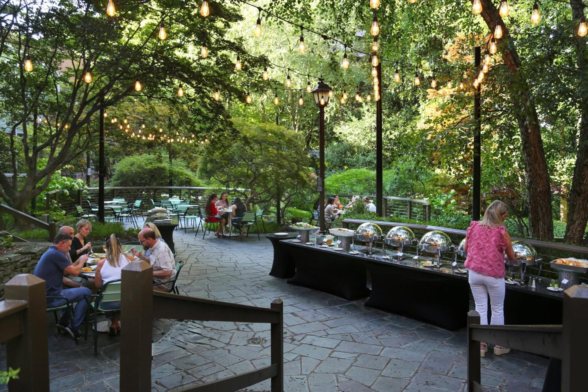 Crowne Plaza Atlanta Perimeter At Ravinia By Ihg Dunwoody