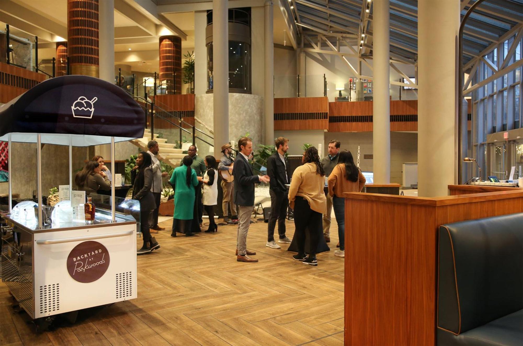Crowne Plaza Atlanta Perimeter At Ravinia By Ihg